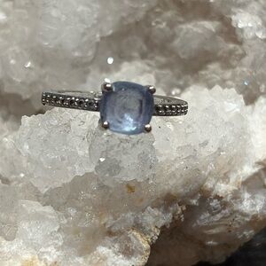 Sterling silver ring w/ CZ and simulated stone (6)